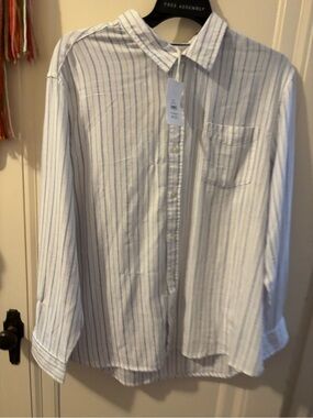 Free Assembly White Button-Down Shirt with Blue Stripes